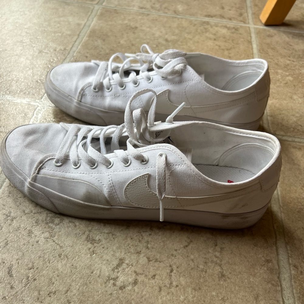 Nike shoes
